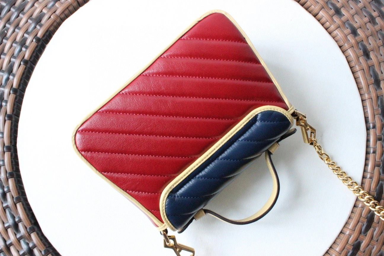 MOMO---583571 cowhide item : A-B191H1803A