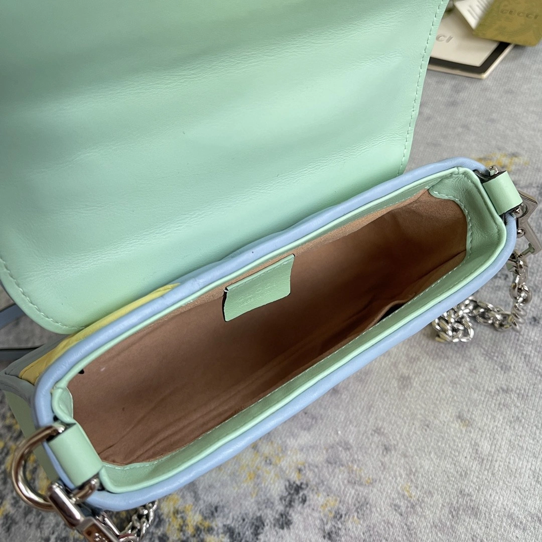 MOMO---583571 item : A-B00H1833A