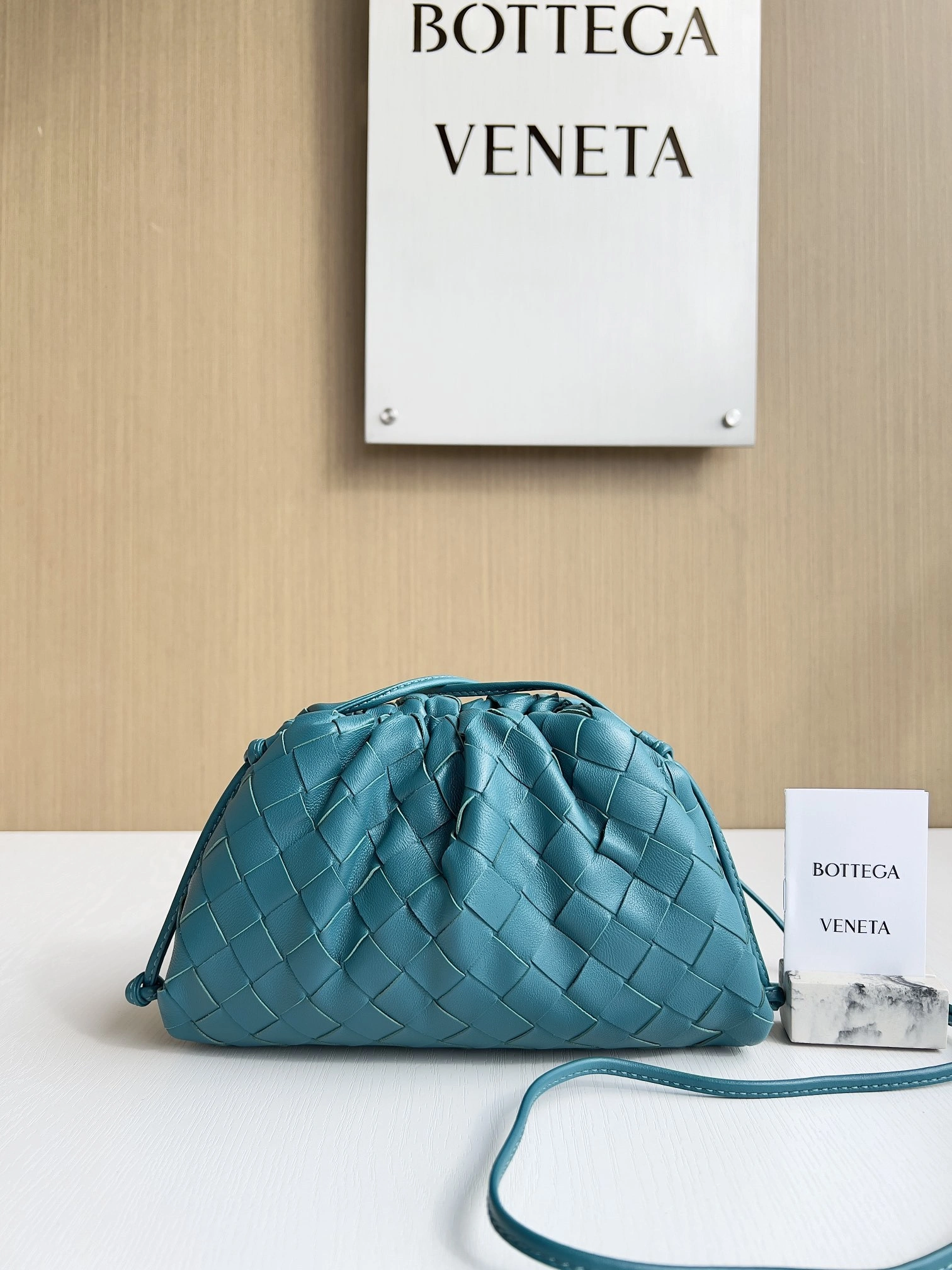 MOMO-- 585852-VCPP1-3118 item：C-B063G2028R