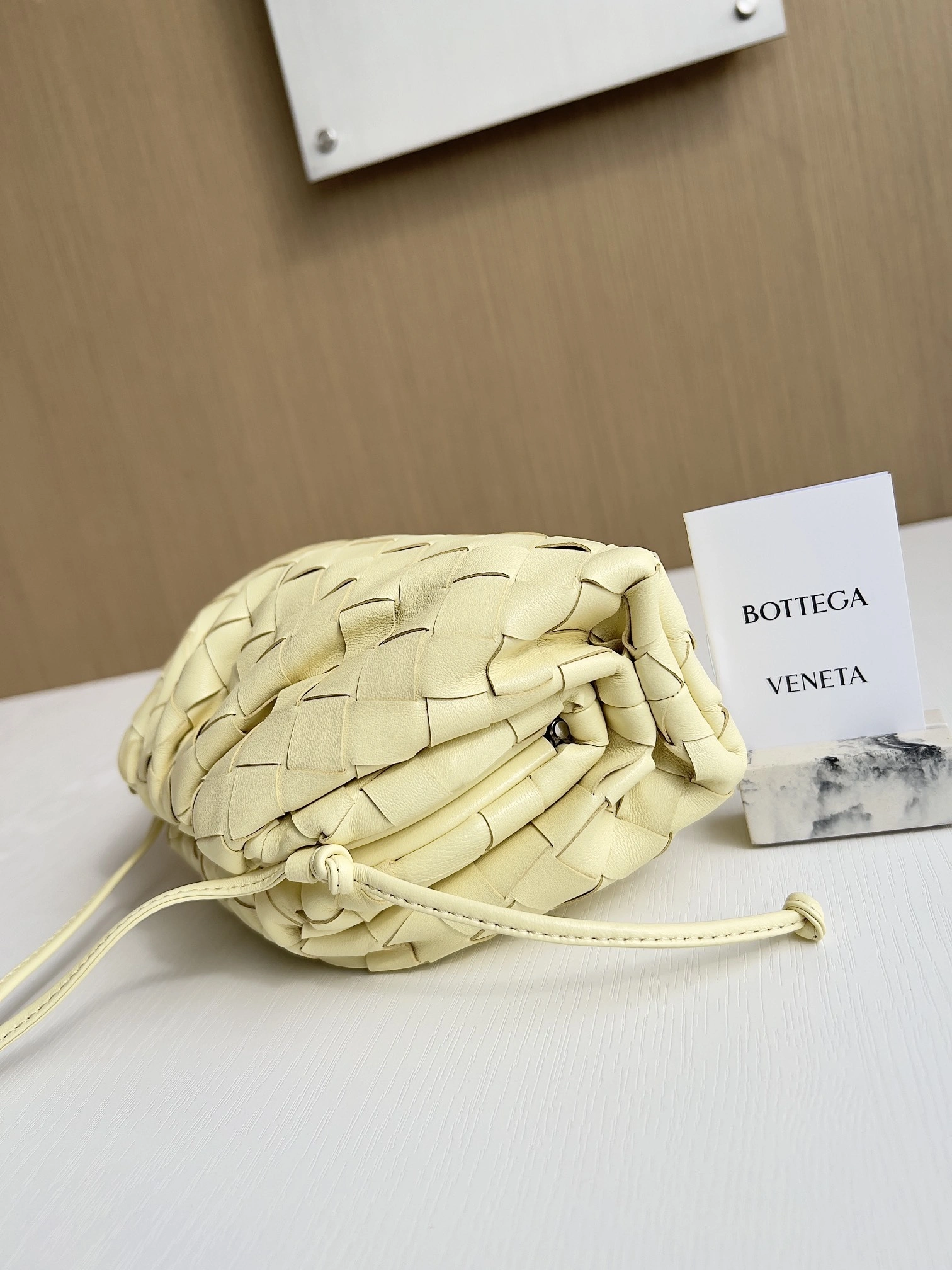 MOMO-- 585852-VCPP17450 item：C-B063G2031R