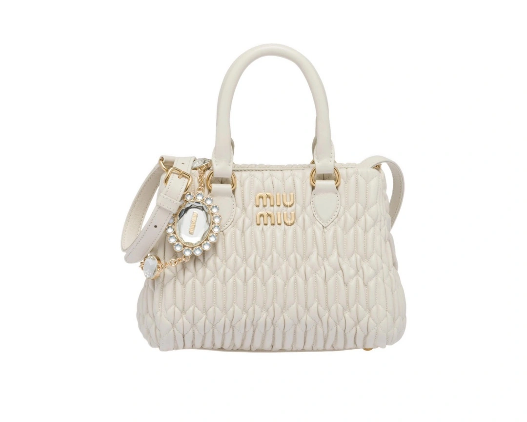 MOMO-- 5BA251-FVJ-F097W-V-OLO item:D-B063A0422S