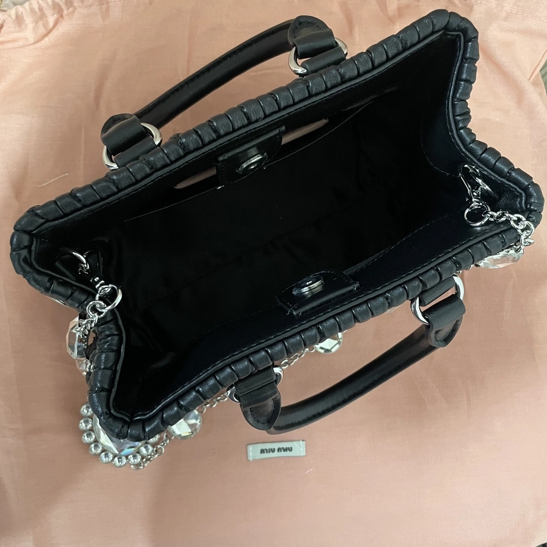 MOMO-- 5BA251-VOL-OFVJF-0-002 item:D-B063A0424S