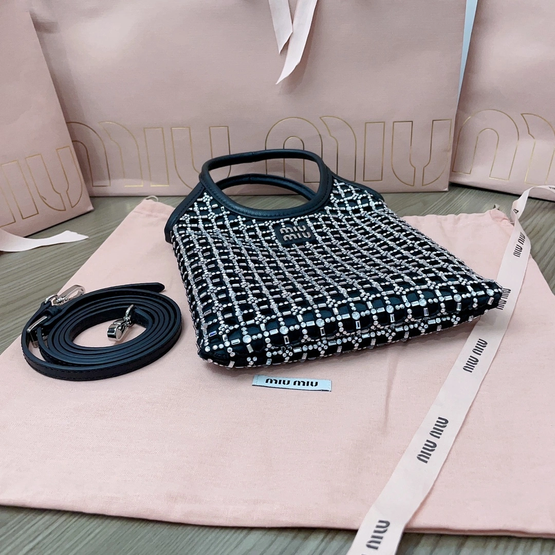 MOMO-- 5BA281-2F7L-F0002-V-OOO item:D-B063A0432S