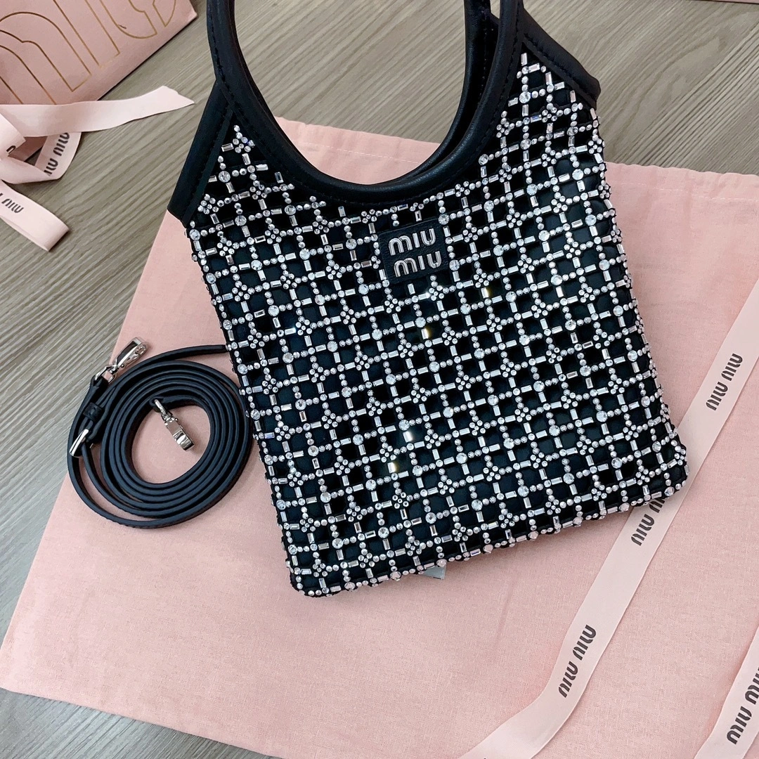 MOMO-- 5BA281-2F7L-F0002-V-OOO item:D-B063A0432S