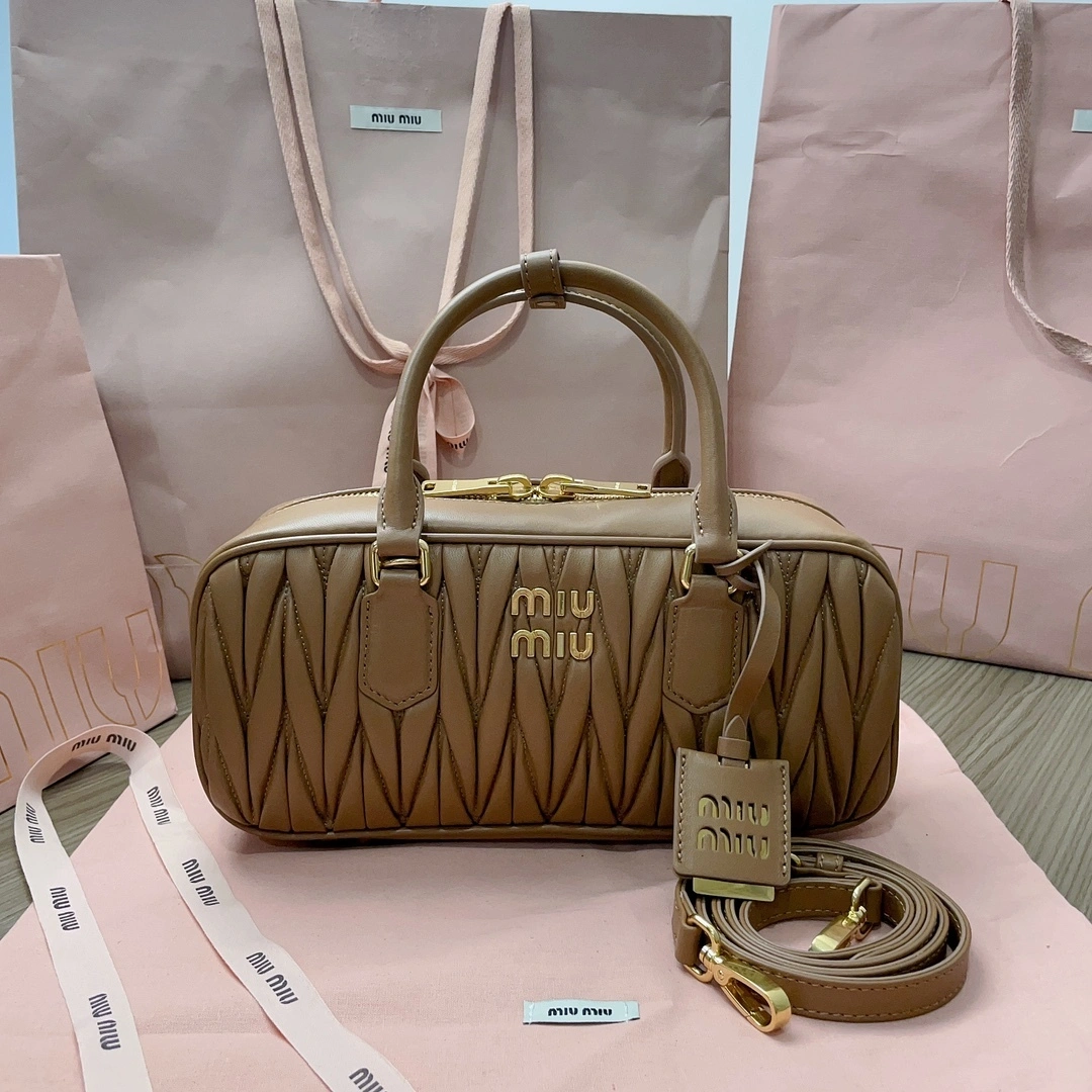 &MOMO-- 5BB148-N88-F098L-V-OOT item:D-B063A0421S
