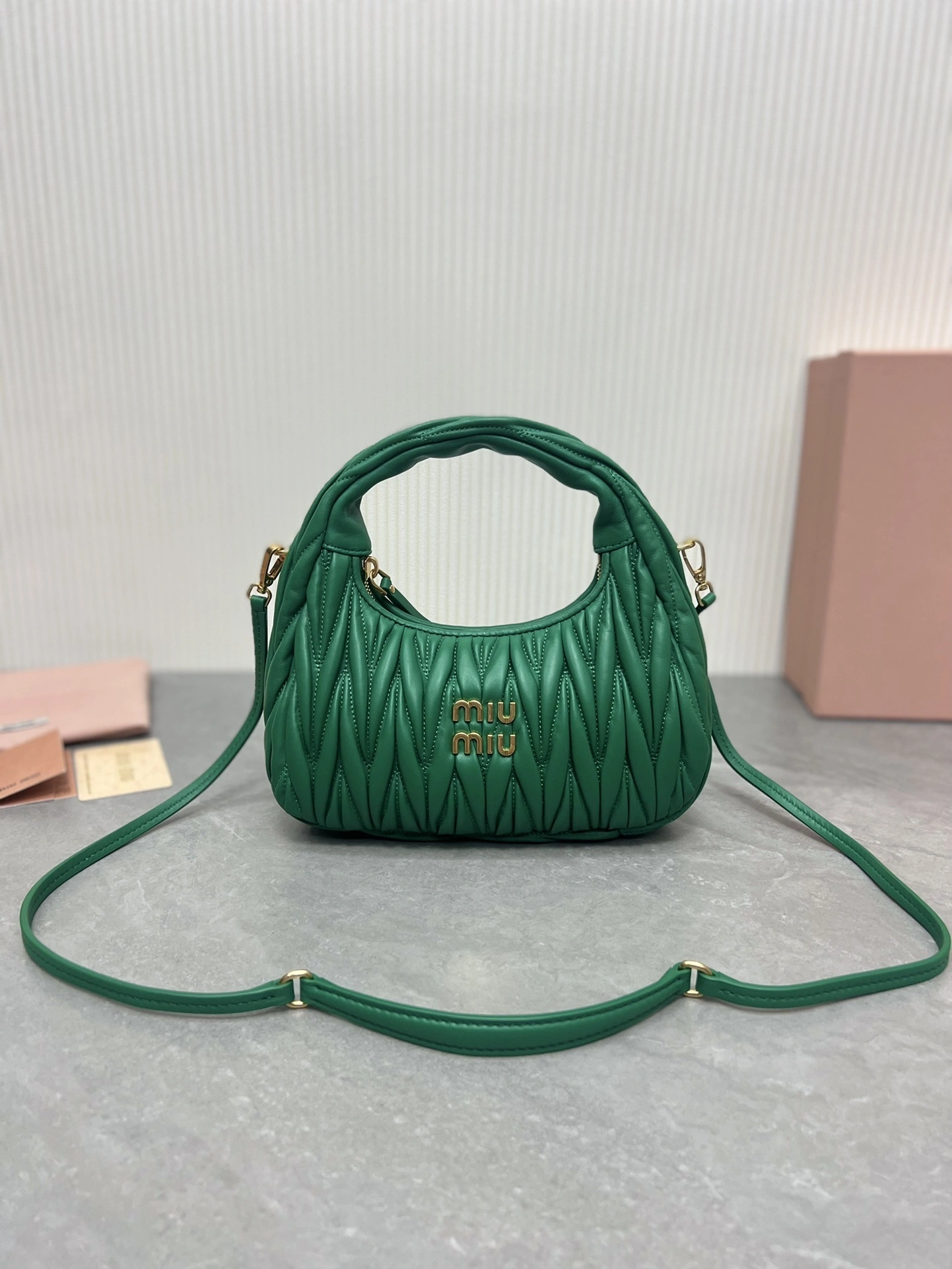 MOMO-- 5BC125-N88-F0092-V-OOY item：C-B000I2362V