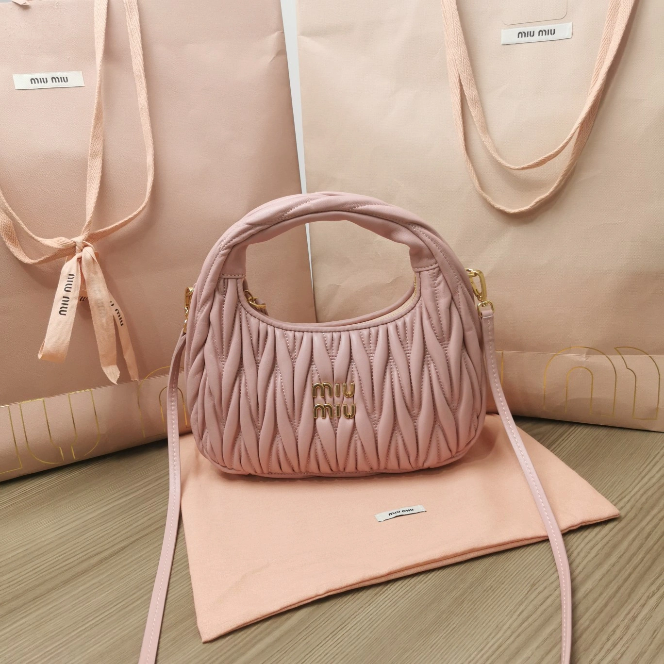 MOMO-- 5BC125-N88-F0E18-V-OOY item：C-B063I1330V
