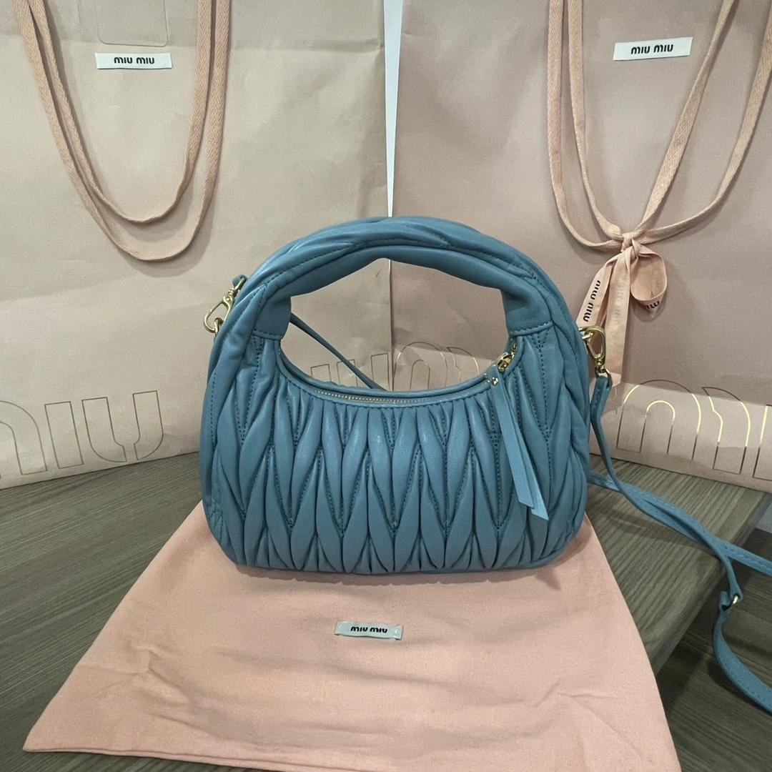 MOMO-- 5BC125-N88-F0F16-V-OOY item：C-B063I2357V