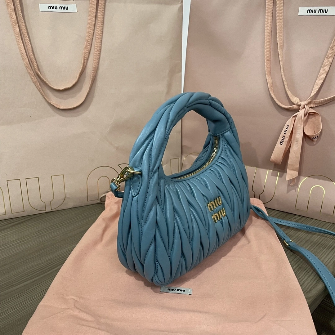 MOMO-- 5BC125-N88-F0F16-V-OOY item：C-B063I2357V