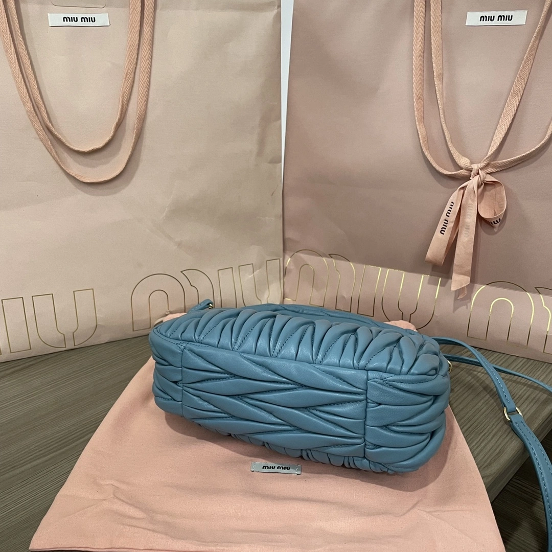 MOMO-- 5BC125-N88-F0F16-V-OOY item：C-B063I2357V
