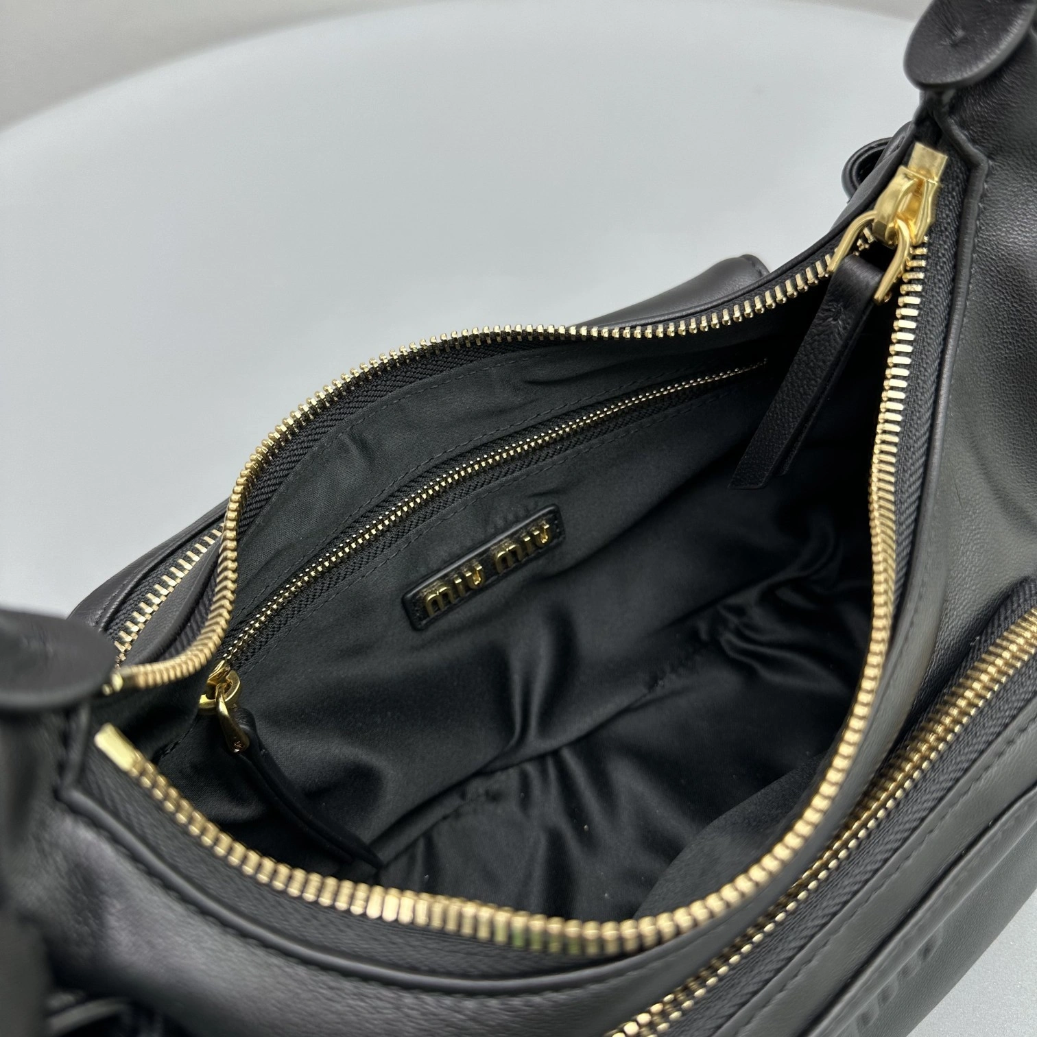 MOMO-- 5BC146-2F8N-F0002-V-OOO high quality version item：C-B007H1837R