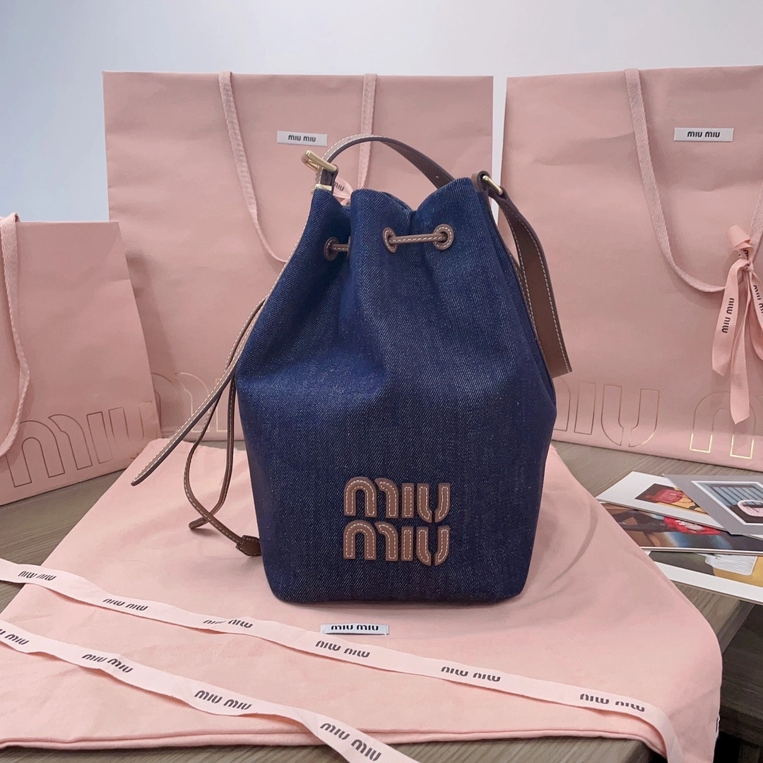 MOMO-- 5BE090_2CRR_F0S30_V_OLO Calfskin item:D-B063E1151