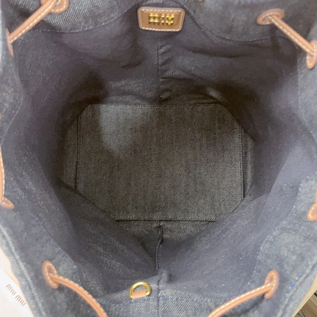 MOMO-- 5BE090_2CRR_F0S30_V_OLO Calfskin item:D-B063E1151