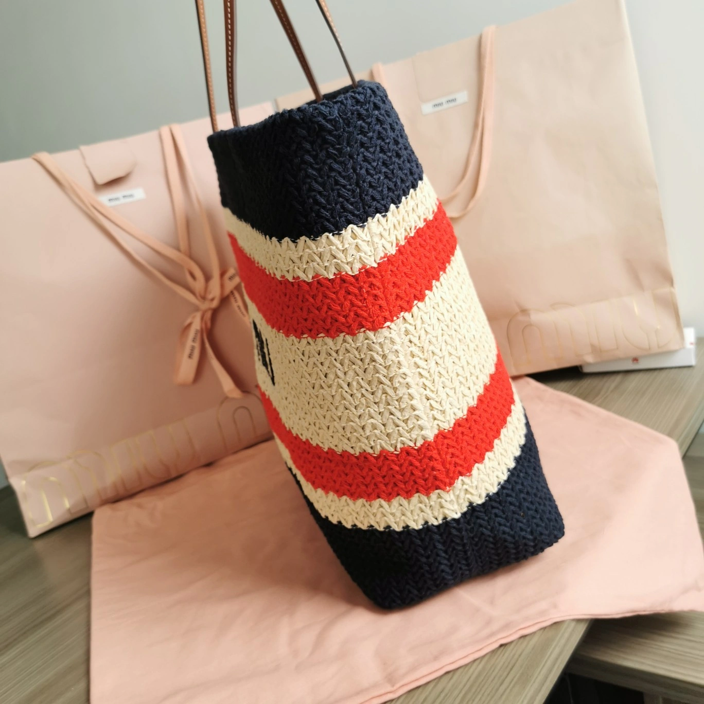 MOMO-- 5BG2282DO3F075R item:D-B063A0431S