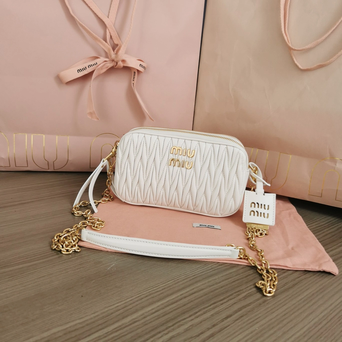 MOMO-- 5BP045-N88-F0009-V-OLO item:D-B063A0426S