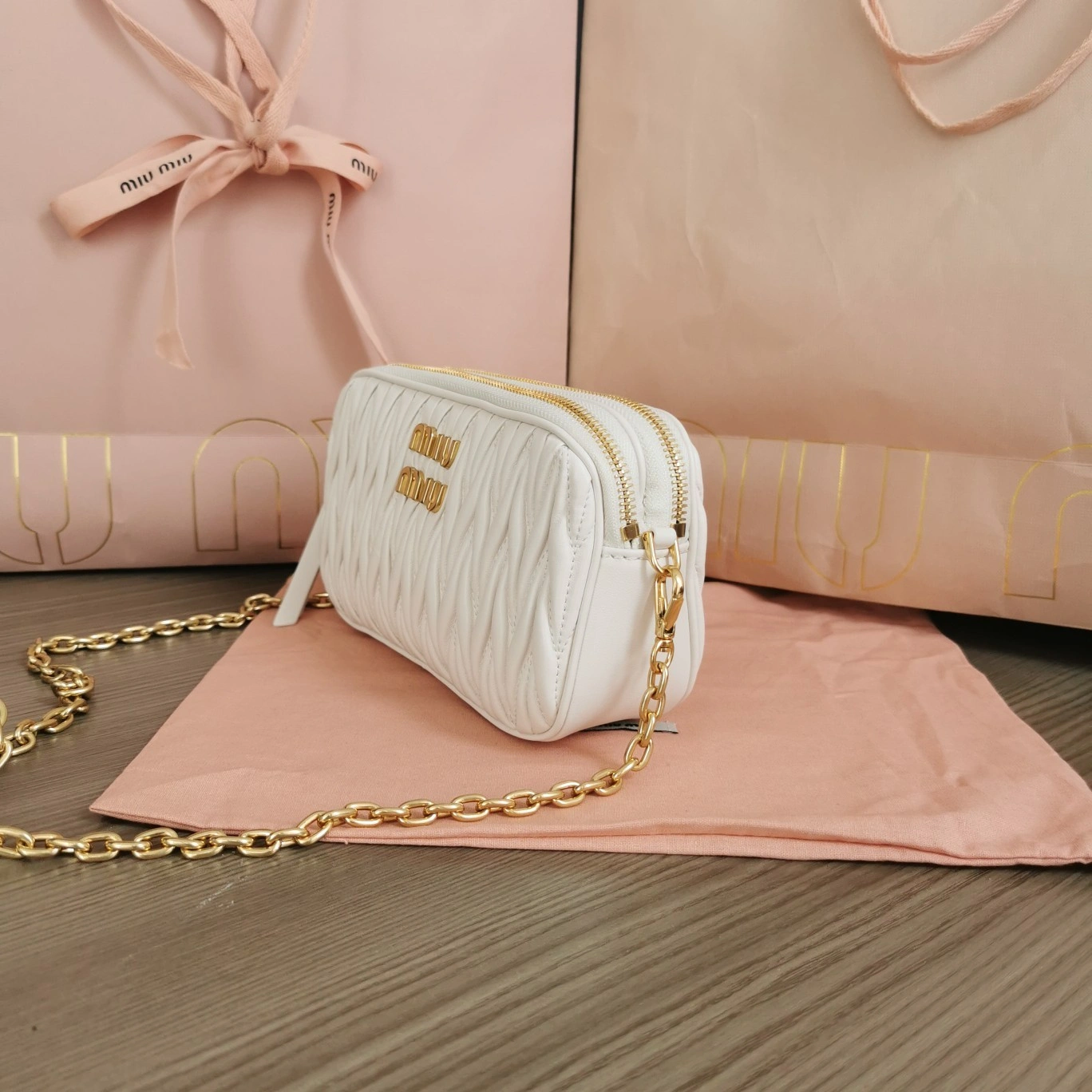 MOMO-- 5BP045-N88-F0009-V-OLO item:D-B063A0426S