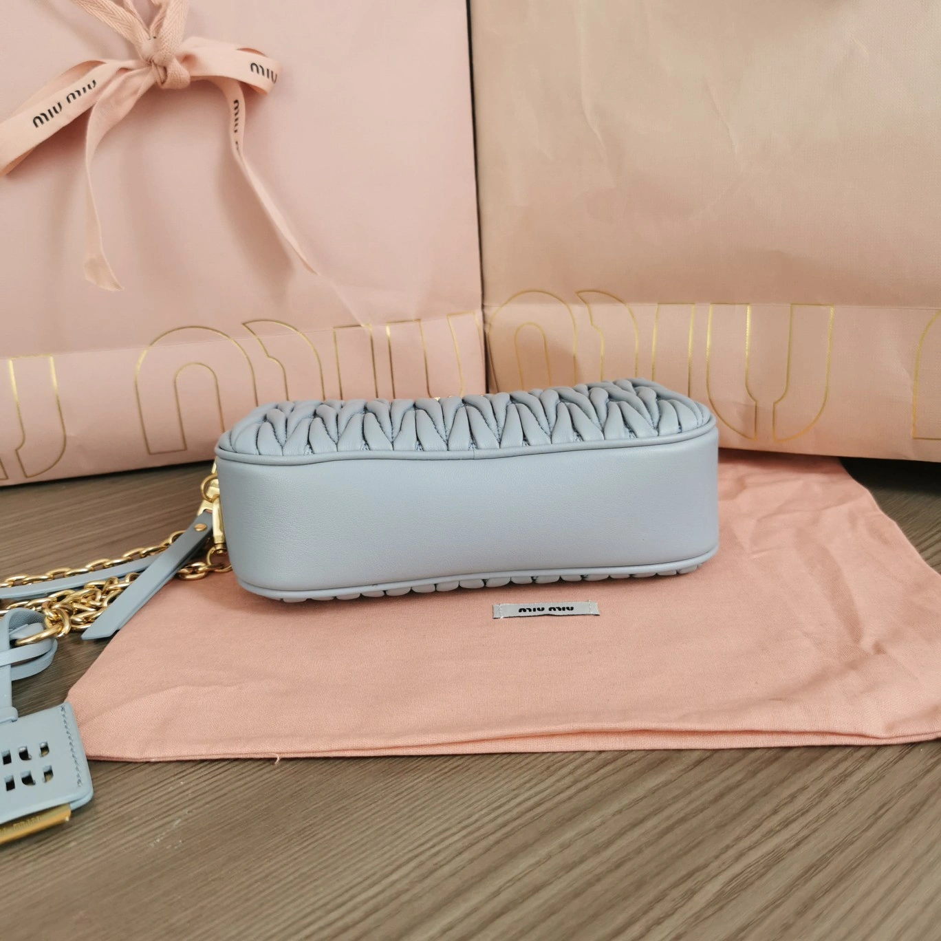 MOMO-- 5BP045-N88-F0591-V-OLO item:D-B063A0524S