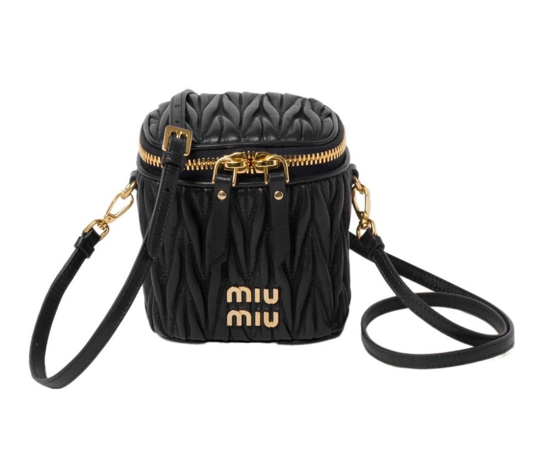 MOMO-- 5NR018-2FPP-F0002 item:D-B063A0415S
