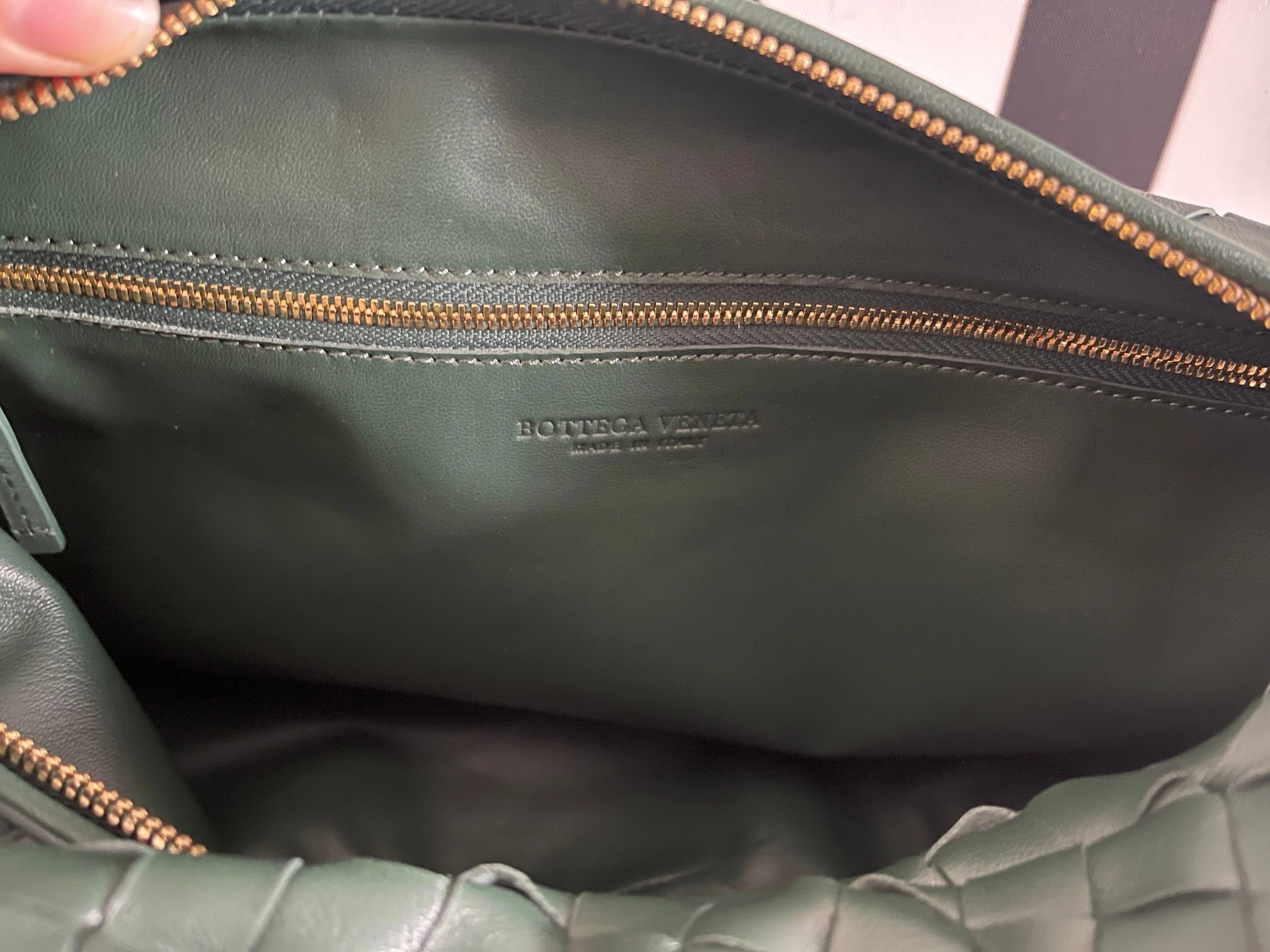 MOMO-- 600261-VCPP0-3063 Arco cowhide item:C-B134L0905R