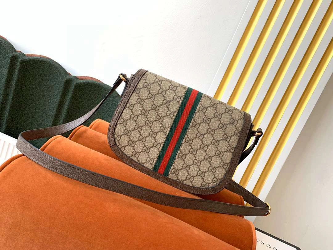 MOMO-- 601044pvc item :242B50E2622