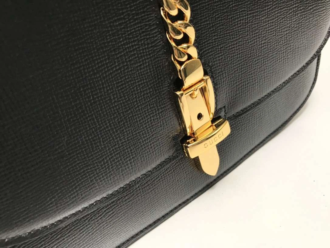 *MOMO---601067 cowhide item : A-B00H0325