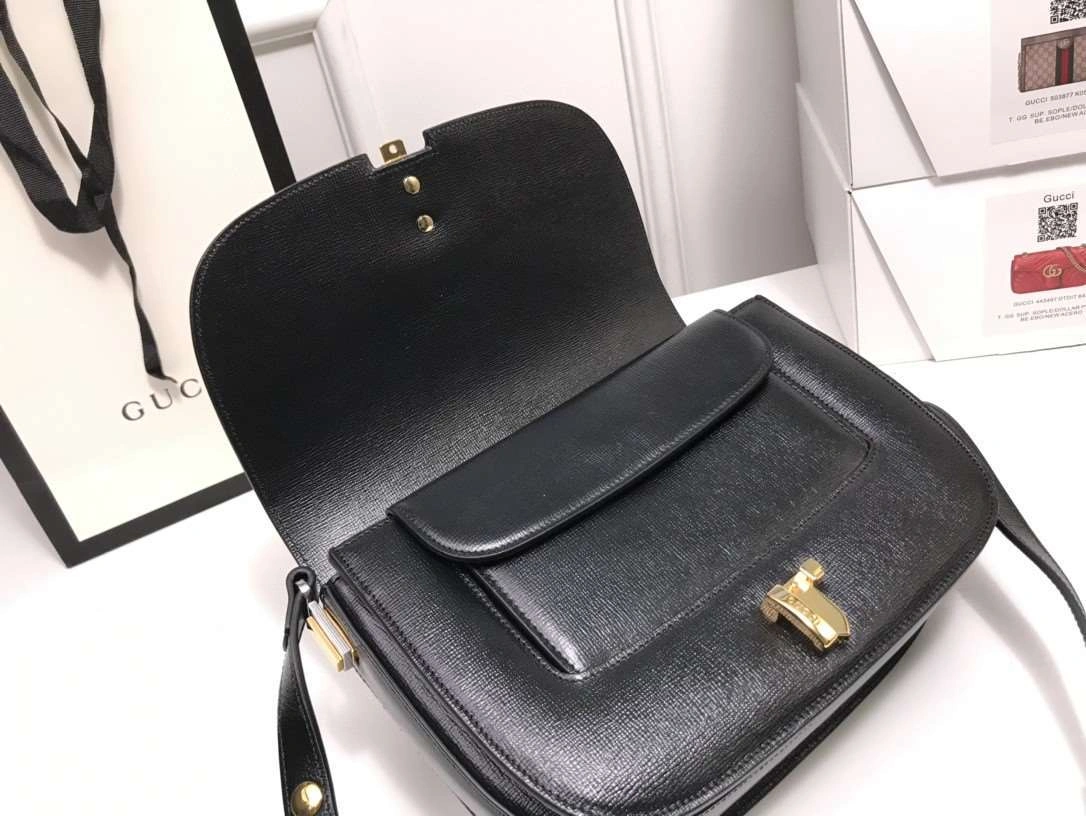 *MOMO---601067 cowhide item : A-B00H0325