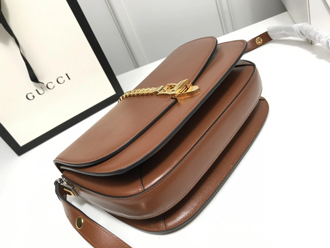 MOMO---601067 cowhide item : A-B00H0406A