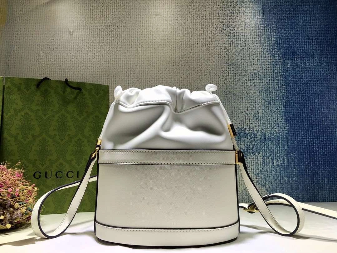 *MOMO---602118 cowhide item : A-B00H0106