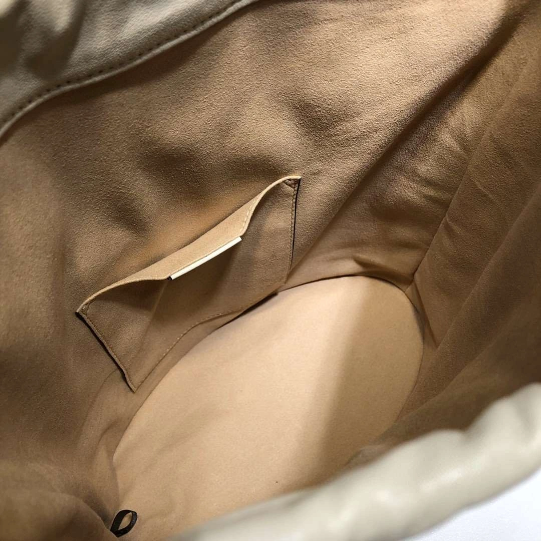 *MOMO---602118 item : A-B00H0125