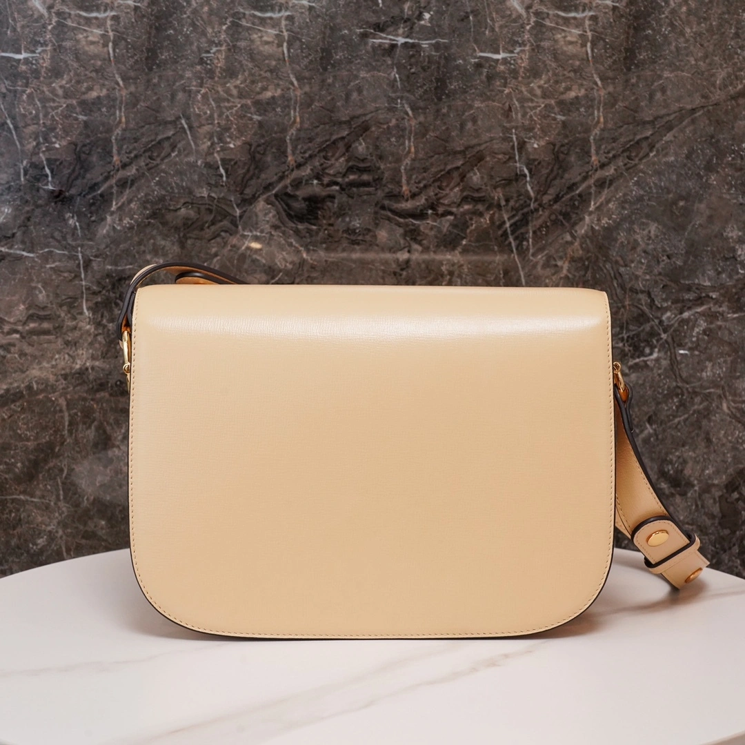 MOMO-- 602204-1DB0G-9830 high quality version item：C-B461H0711Q