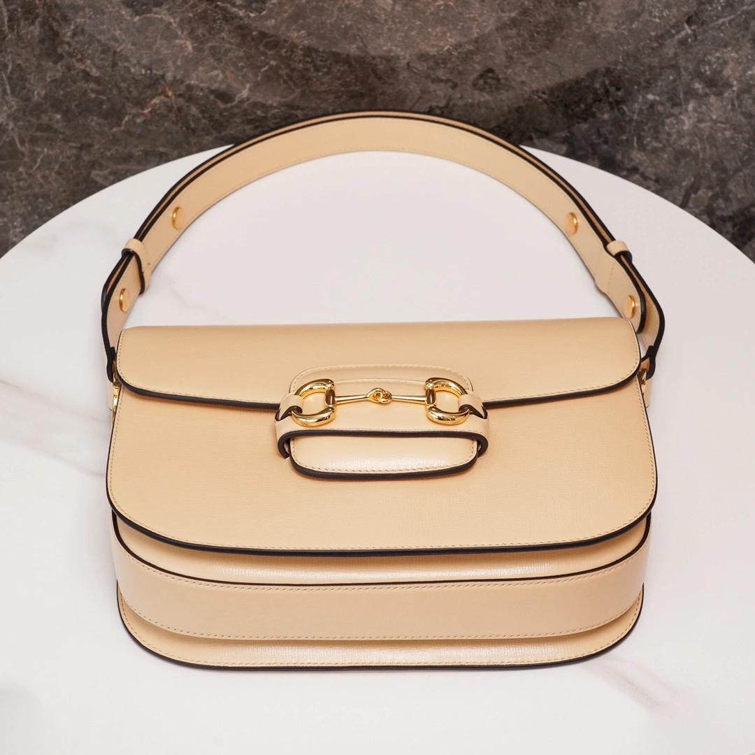 MOMO-- 602204-1DB0G-9830 high quality version item：C-B461H0711Q