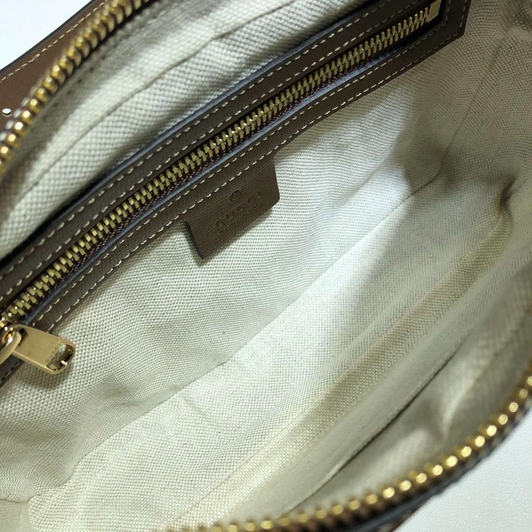 *MOMO---602695 item : A-B00G3122
