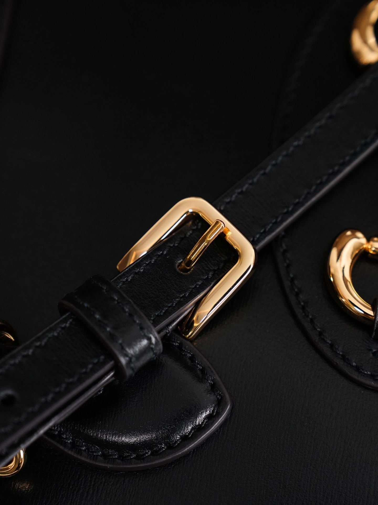 MOMO-- 621220-0YK0G-1000 high quality version item：C-B461H1658Q