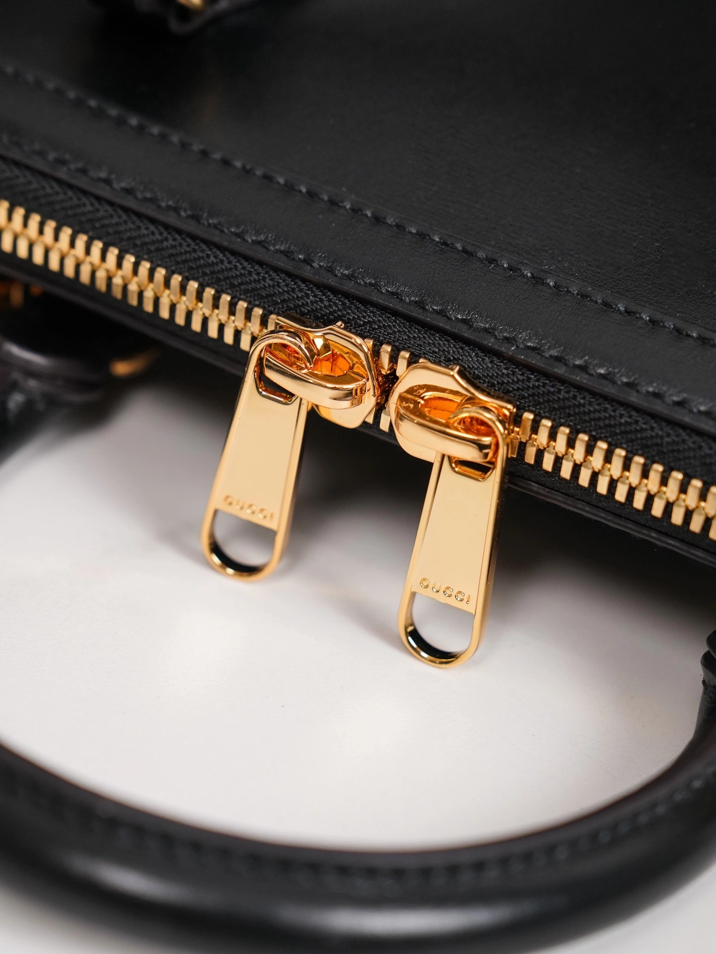 MOMO-- 621220-0YK0G-1000 high quality version item：C-B461H1658Q