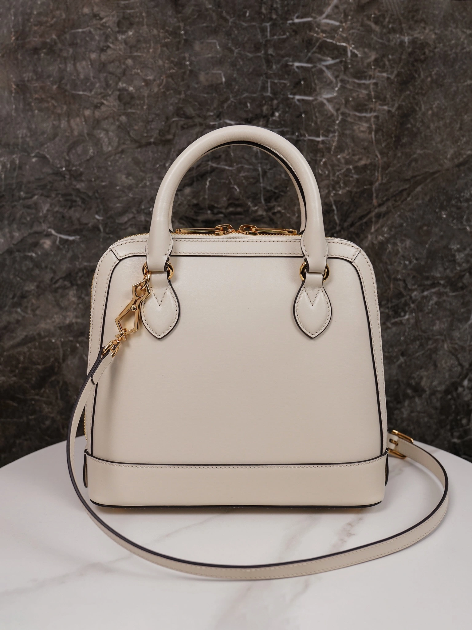 MOMO-- 621220-0YK0G-9022 high quality version item：C-B461H1793Q