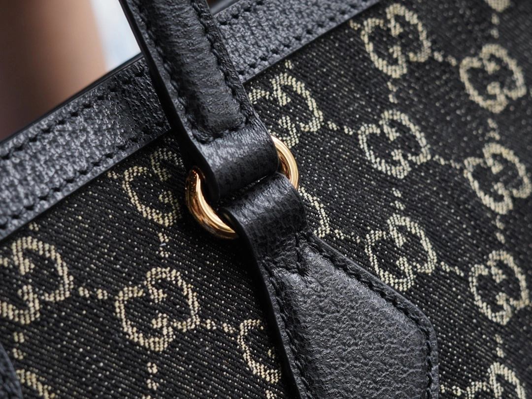 MOMO-- 631685-UN3BG-1274 high quality version item：C-B461H1638Q