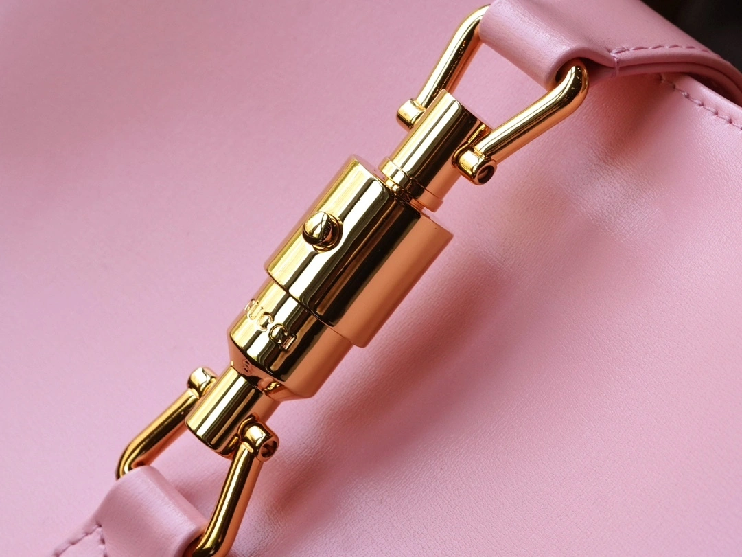 MOMO-- 636709-10O0G-5815 high quality version item：C-B461H1608Q