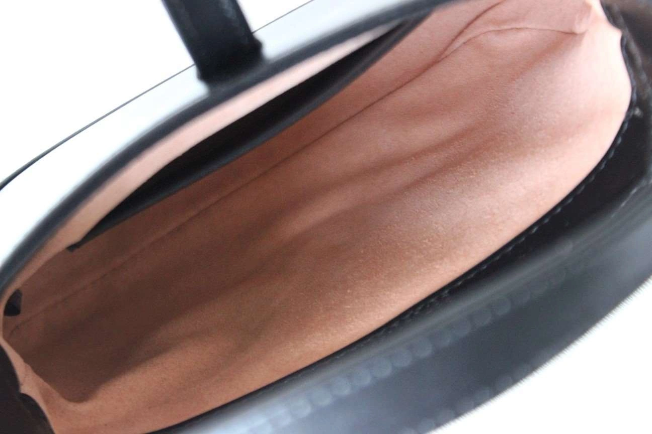 *MOMO---637091 cowhide item : A-B191H0221