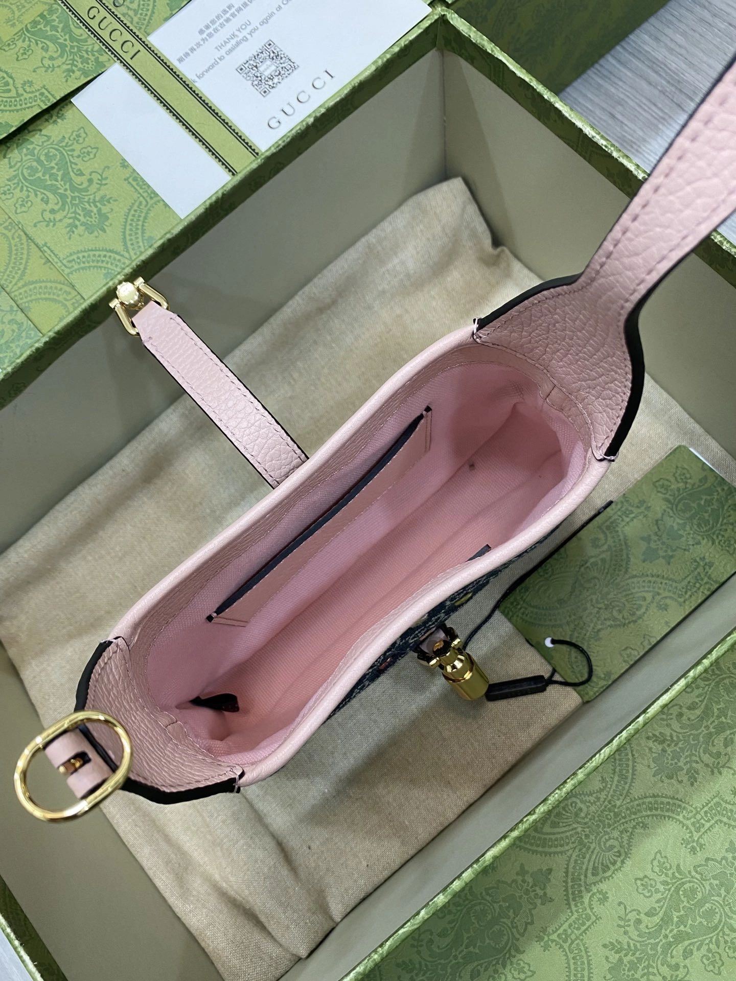 MOMO-- 637092-2KQRG-4498 high quality version item：C-B007F1833R