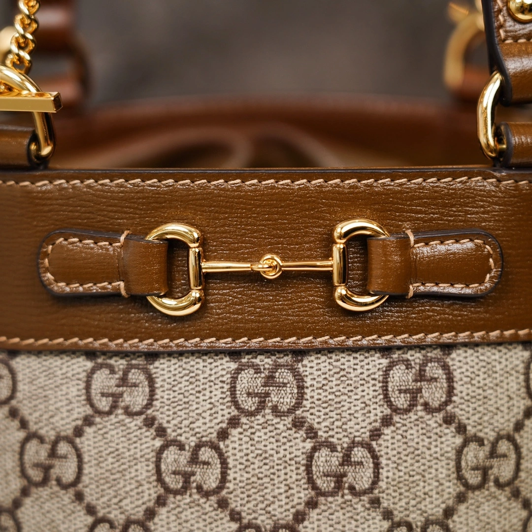 MOMO-- 637115-92TPG-8563 item：C-B461H1607Q