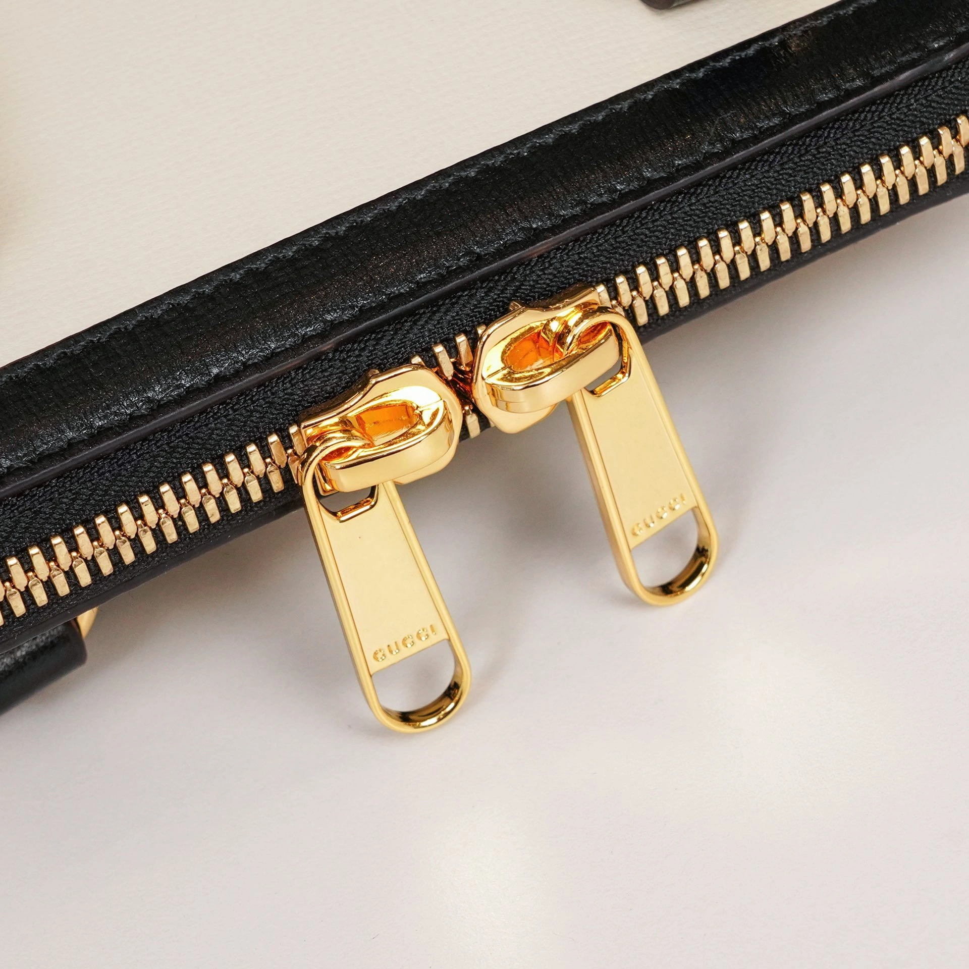 MOMO-- 640716-1D6QG-9099 high quality version item：C-B461H1789Q