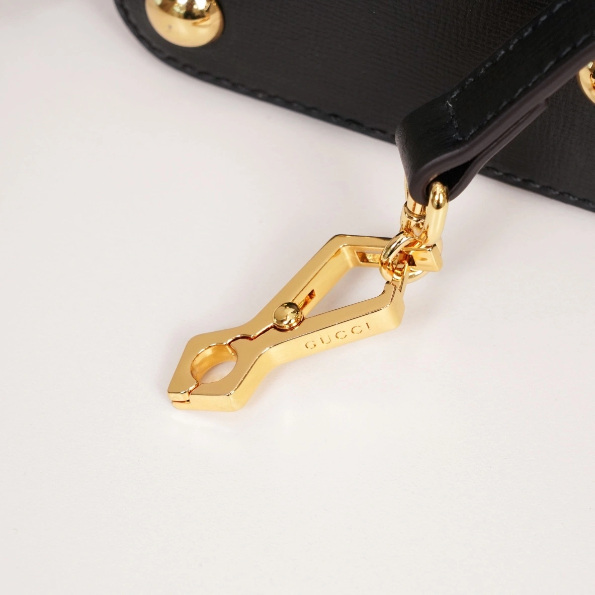 MOMO-- 640716-1D6QG-9099 high quality version item：C-B461H1789Q