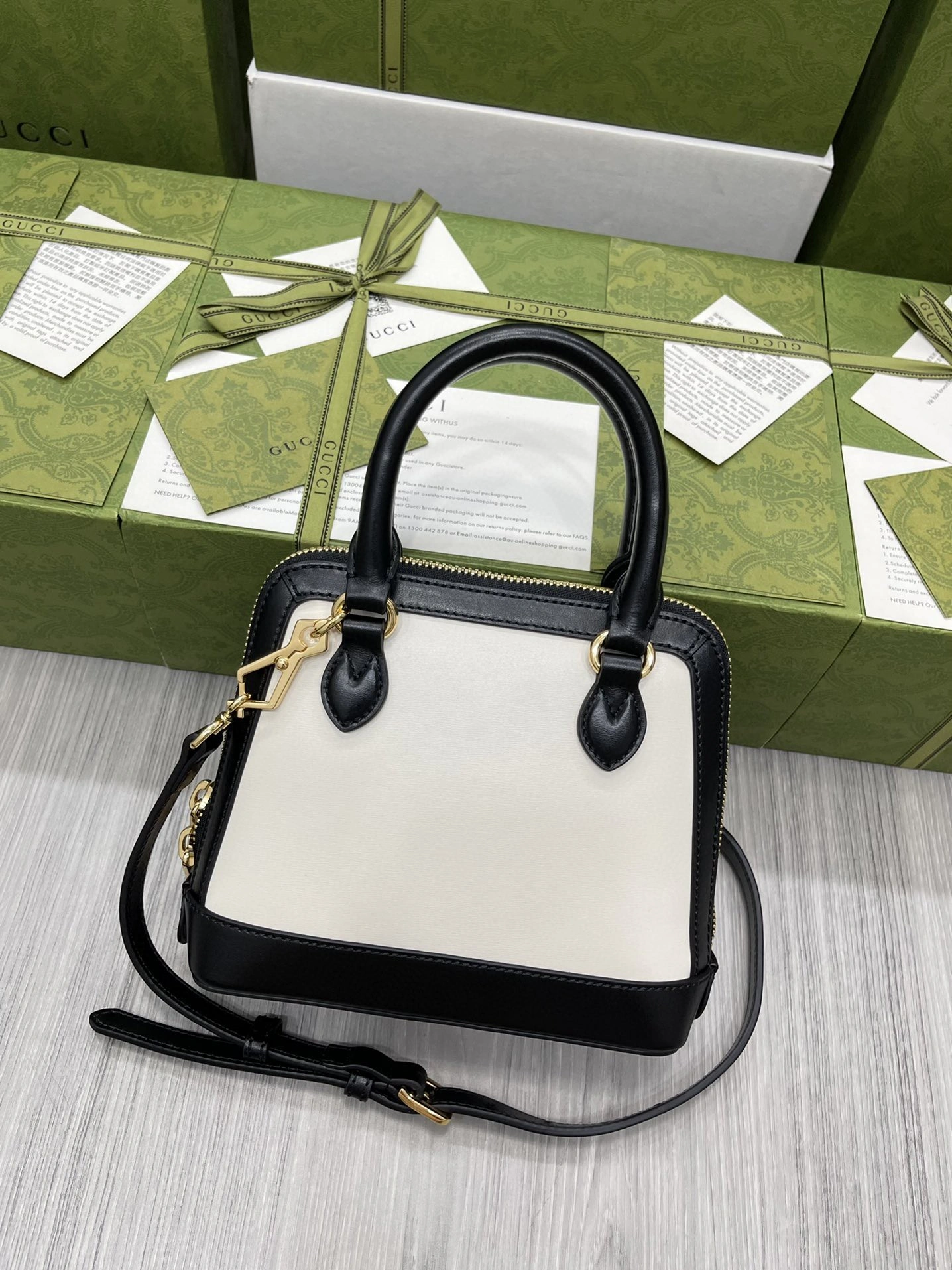 MOMO---640716 item : A-B242H0423A