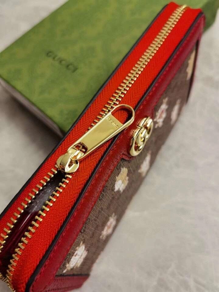 &MOMO-- 647787 item : 202B27C3120