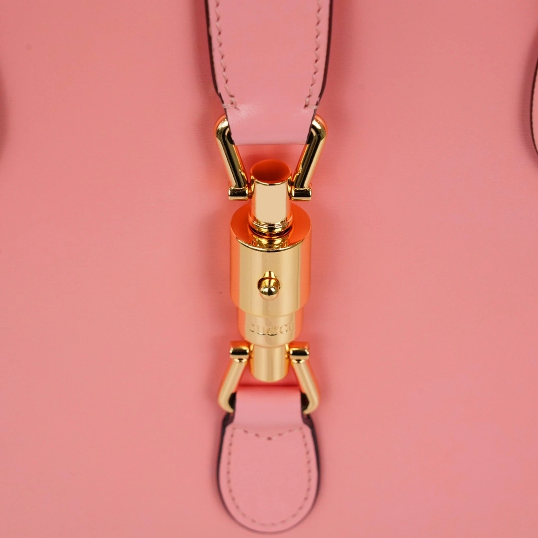 MOMO-- 649016-0YK0G-5815 high quality version item：C-B461H1630Q