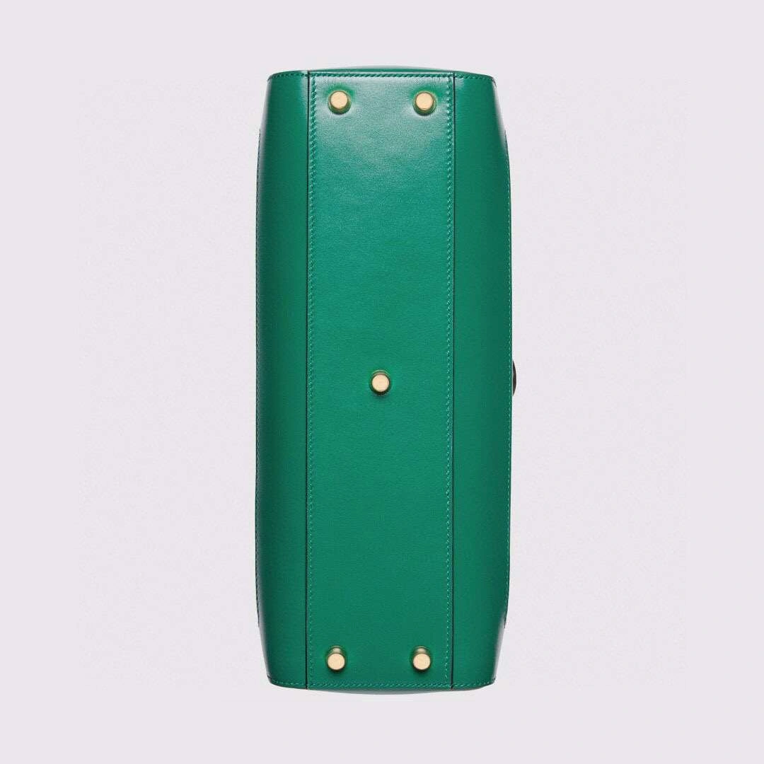 *MOMO-- 649016 cowhide item :063B00E2436