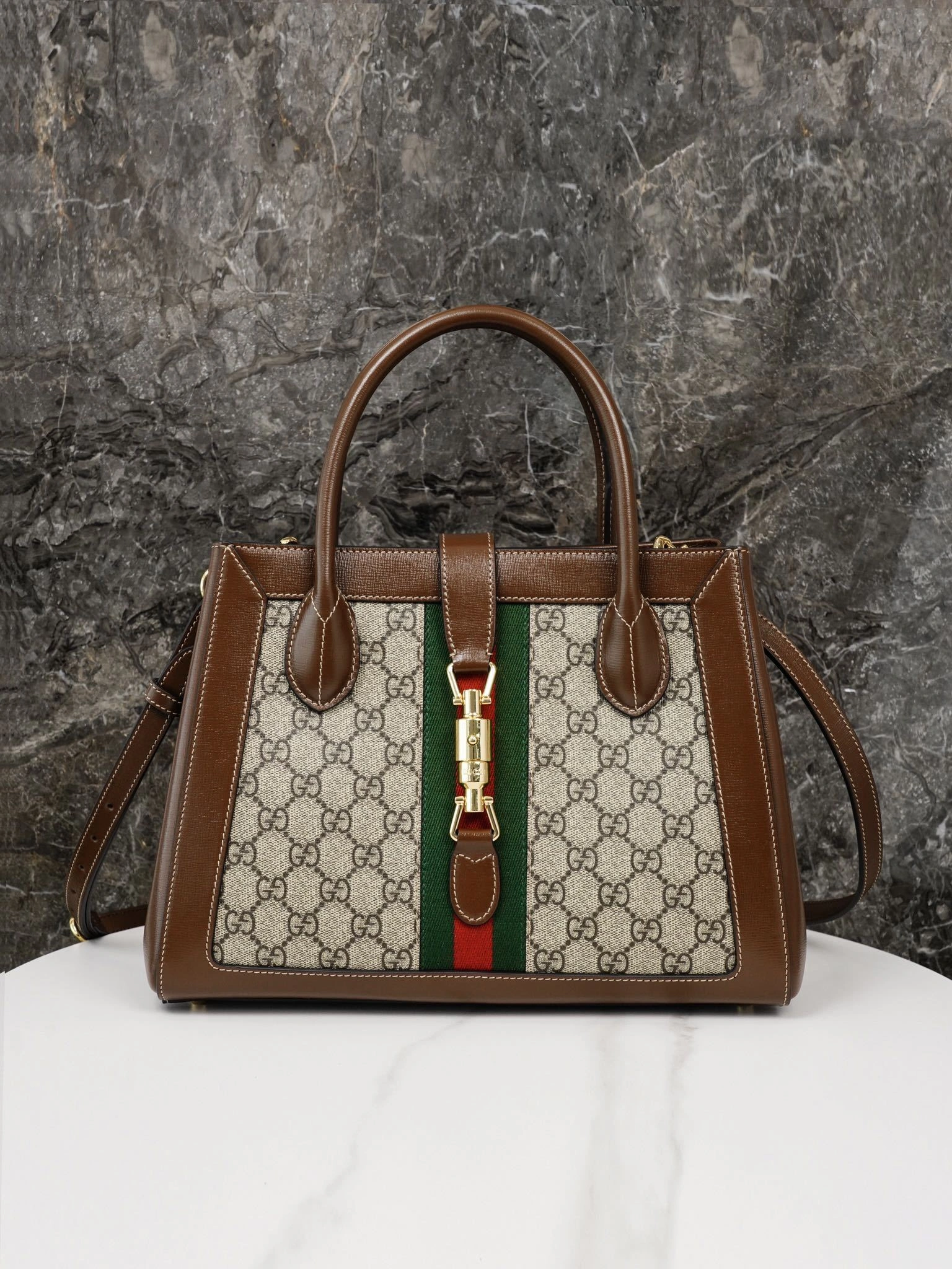 MOMO-- 649016HUHHG8565 high quality version item：C-B461H1628Q