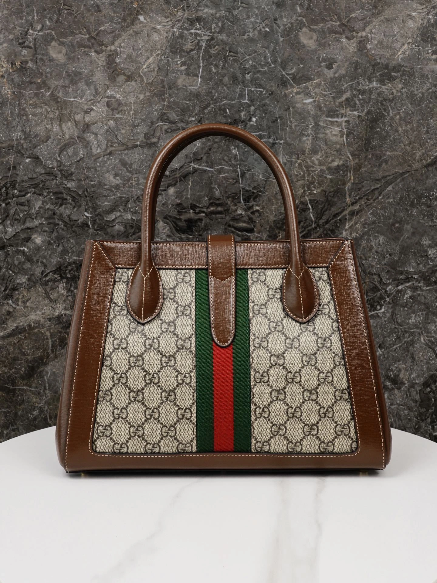MOMO-- 649016HUHHG8565 high quality version item：C-B461H1628Q
