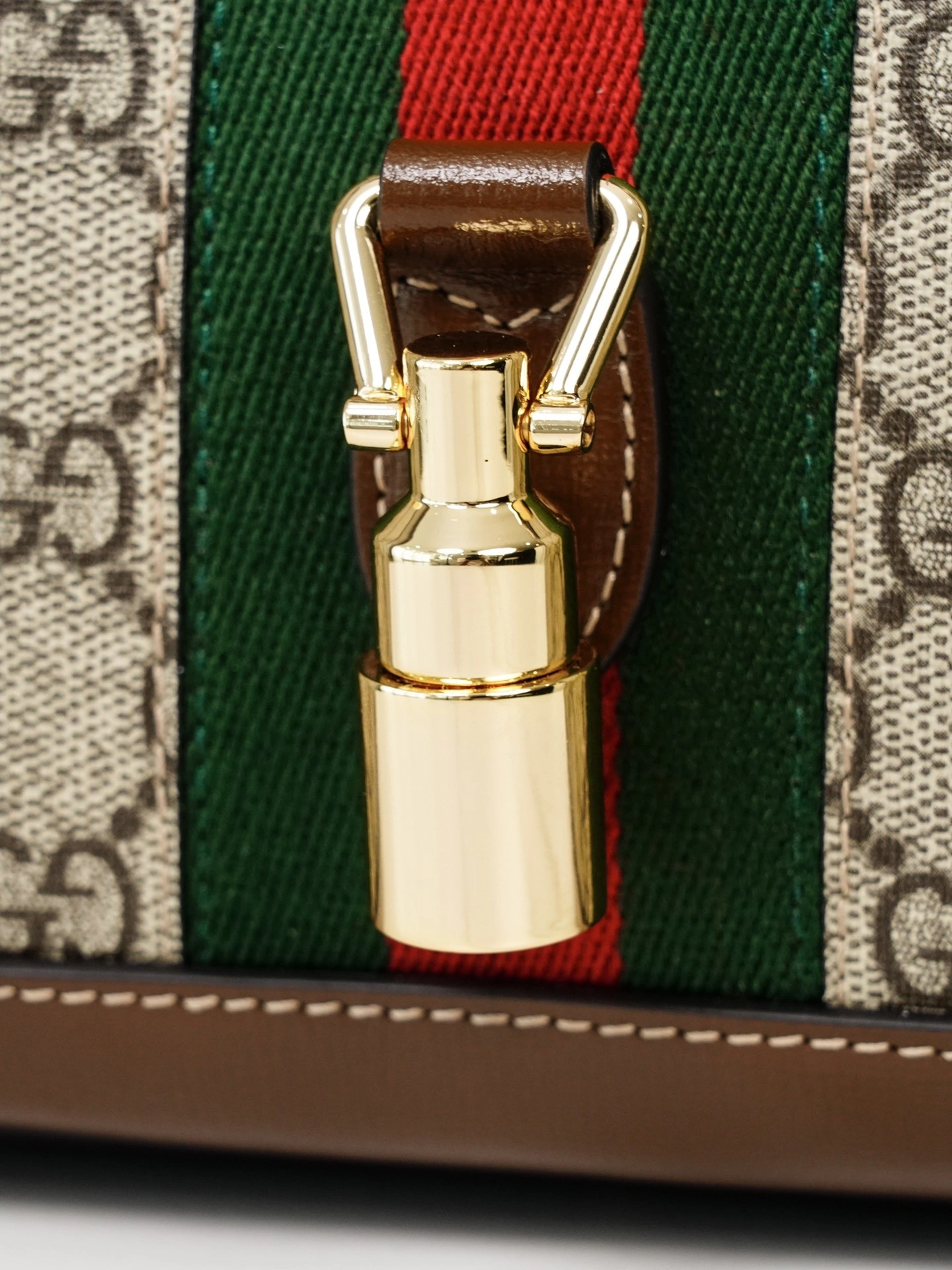 MOMO-- 649016HUHHG8565 high quality version item：C-B461H1628Q