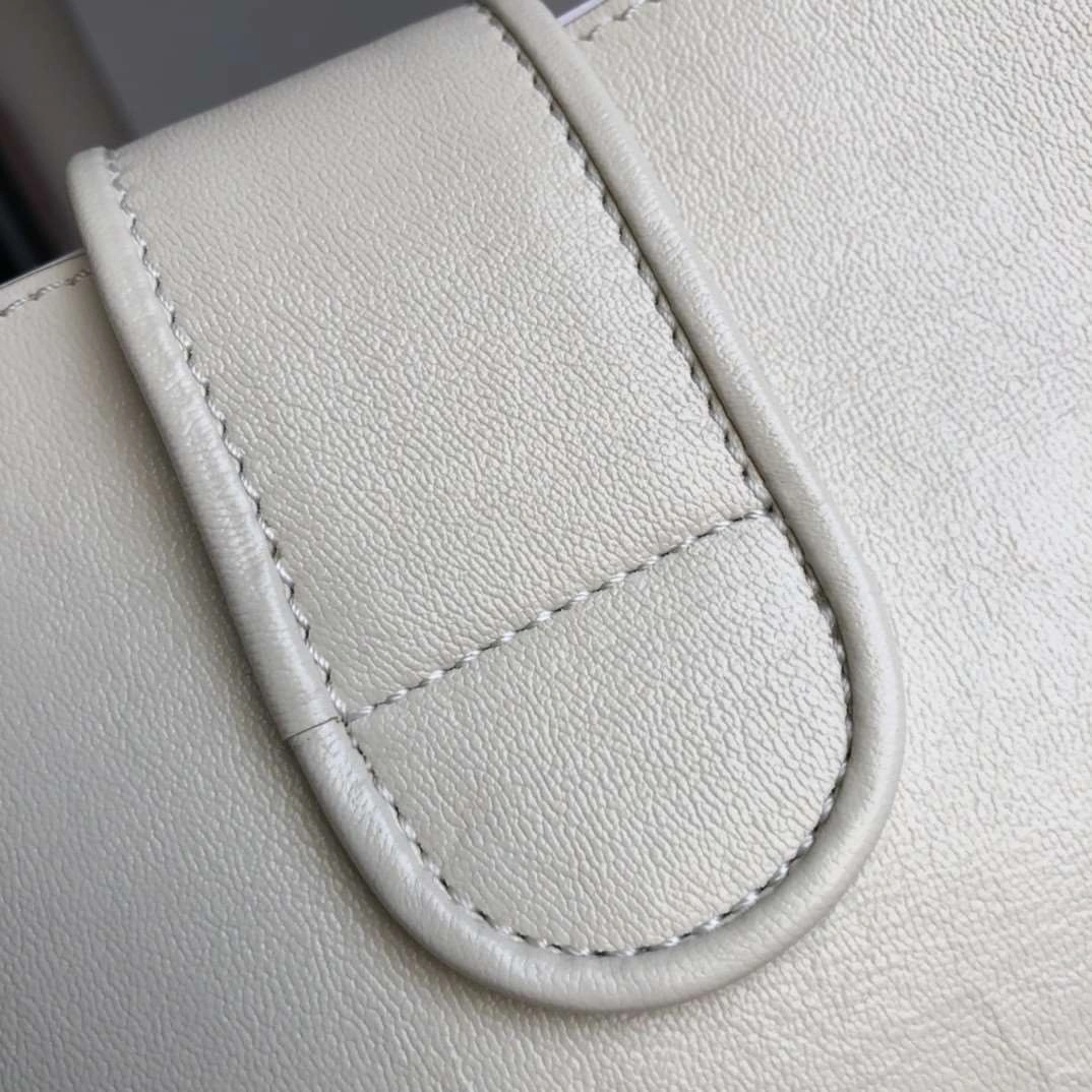 *MOMO---649577 item : A-B00H0409